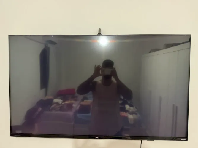 Televisão AOC 55?