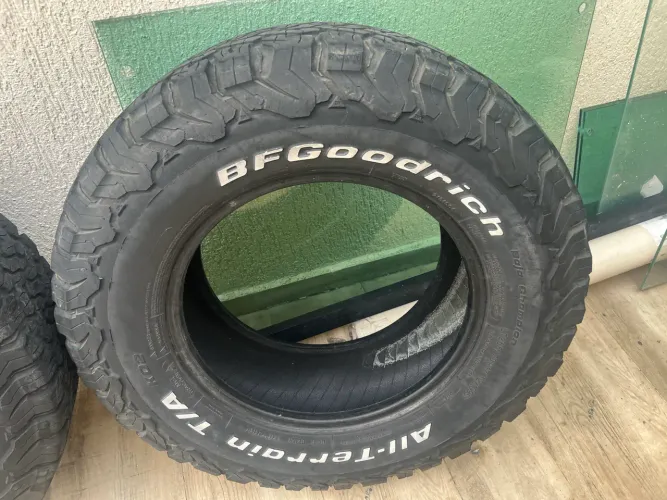 Pneus