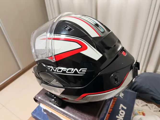 CAPACETE SHARK EVO 1 + INTERCOMINICADOR CARDON Q3
