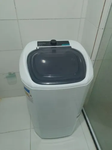 Tanquinho de lavar roupa 