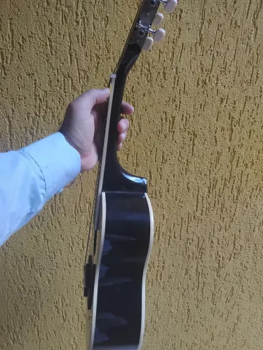 Cavaquinho novo