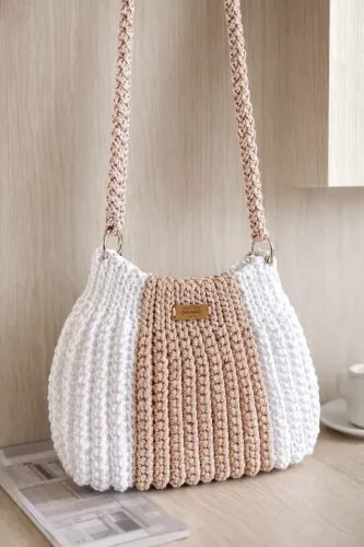 Bolsa de Crochê em Fio Náutico - Feita à Mão