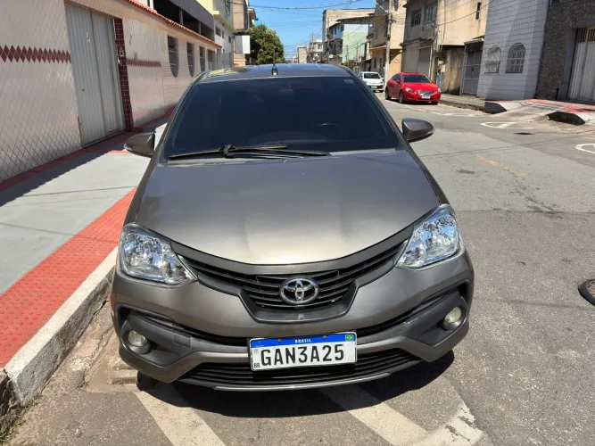 Toyota Etios XLS Sedan 1.5 Flex 16V 4P Aut. 2017
