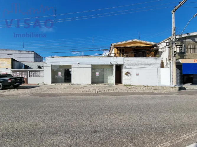 Vende-se 01 Prédio Comercial e 01 Casa residencial