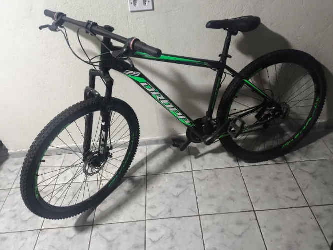 Bicicleta GTS Dropp Aro 29, 21 Marchas + Freio a Disco.