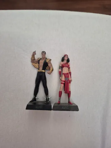 Vendo lote com 2 miniaturas colecionáveis da Marvel (Editora Eaglemoss):<br>