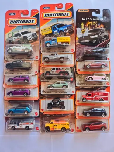 Lote Matchbox 1:64 Lacrados - Edições Especiais, SpaceX Tesla, Caminhões de Serviço, Ford