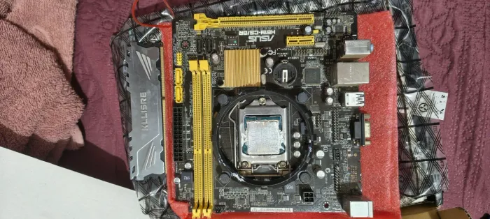 Kit Asus H81M + Xeon E3 1270 v3 (Eq. i7 4ª Gen) + 8GB RAM Kllisre DDR3 + Cooler