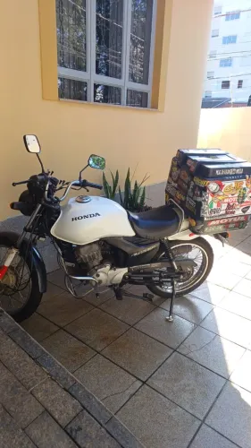 Vende-se Honda Cargo 2012