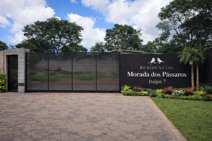 Vendo lote no Jardim Botânico - Itaipu 7