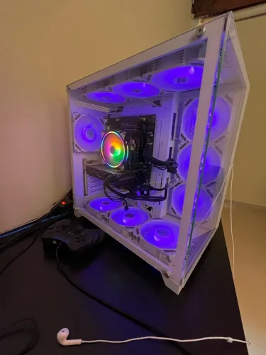 PC GAMER 