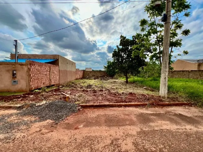 TERRENO NO LOTEAMENTO CAMBARÁ TIJUCA I - DIRETO COM A LOTEADORA