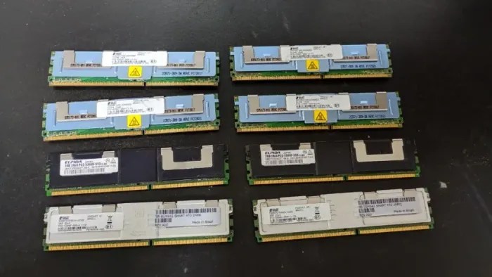 Kit 10 Gb de memória RAM para servidor.