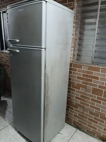 Geladeira Dako