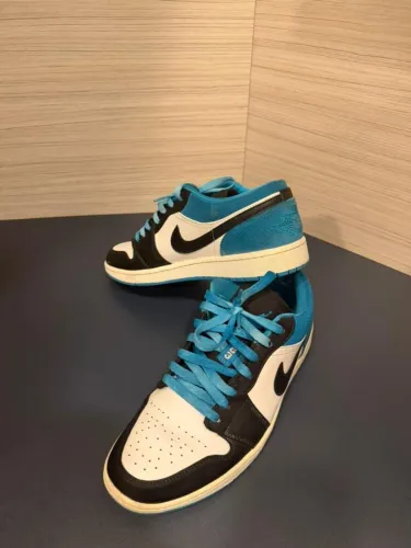 Jordan 1 Low Laser Blue