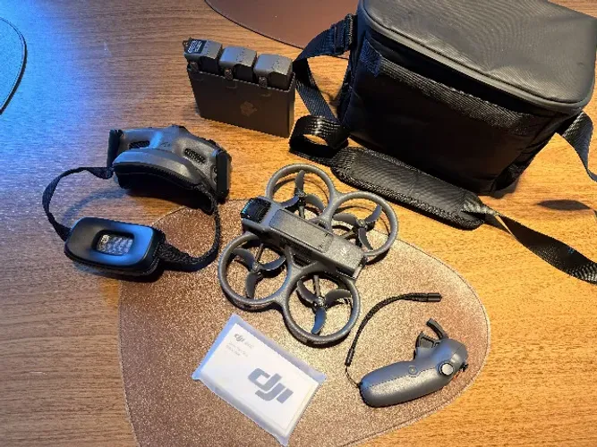 Drone DJI Avata 2, Fly More, FPV, 4K (3 baterias e Case)