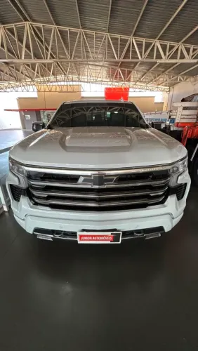 Chevrolet Silverado High Country 5.3 V8 AWD Aut. 2026