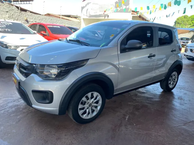 Fiat Mobi Like 1.0 Fire Flex 5P. 2022