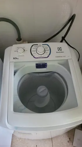 Máquina de lavar Electrolux 8,5kg - Funcionando (para uso ou conserto)