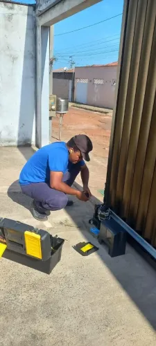 VENDA. INSTALAÇÃO. E MANUTENÇÃO E DE MOTOR DE PORTÃO