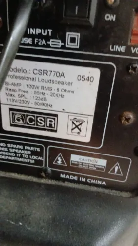 Caixa de som csr 770