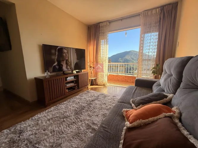 Apartamento para venda no BNH do Thouzet, Petrópolis RJ