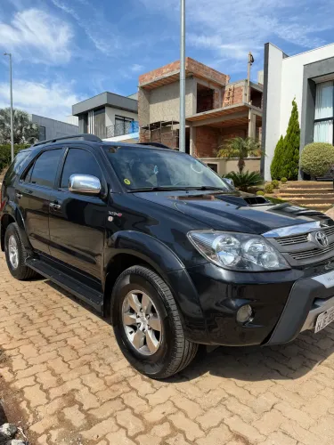 Toyota Hilux SW4 SRV D4-d 4X4 3.0 TDI Dies. AUT 2008