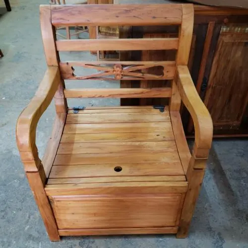 Poltrona Baú Indonésio de Peroba Rosa Porta Gato Viga