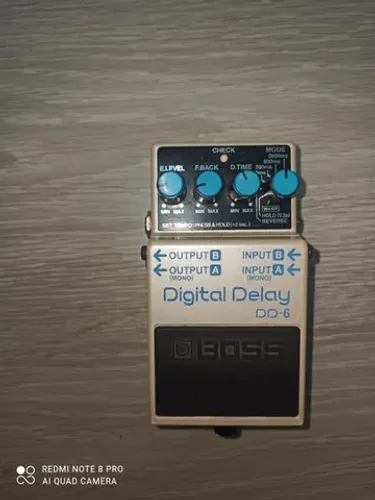 Pedal delay Boss dd6