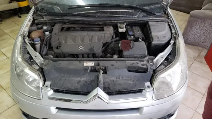 Motor Citroen C4 VTR 2.0