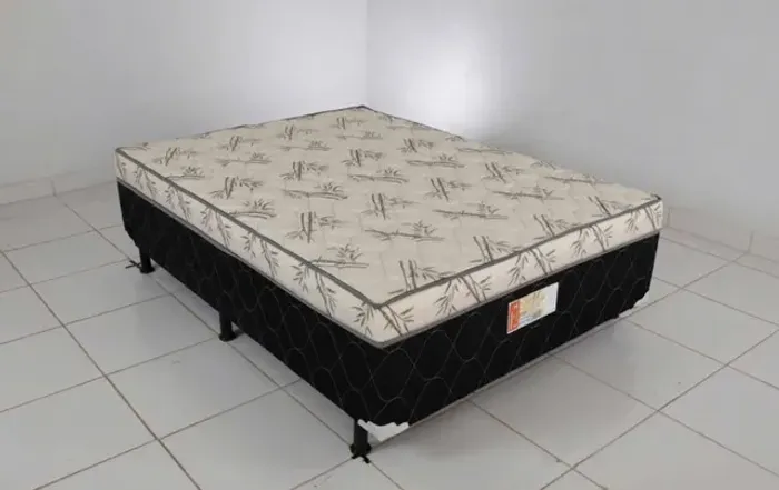 Cama box com molas ( Produto Novo)Oferta