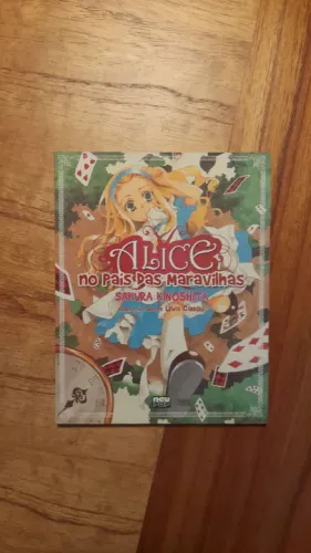 Alice no País das Maravilhas - HQ