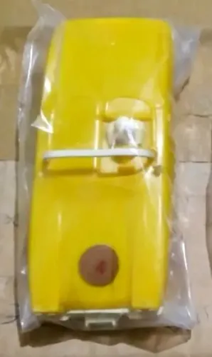 Carroceria Estrela Corvette Amarelo NOVA - Estrela - ANOS 60  