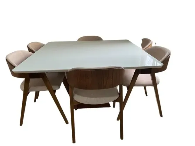 Mesa de jantar trapezio branco - não acompanha as cadeiras 