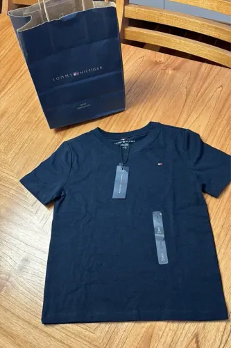 Blusa Tommy Hilfiger Infantil - Tamanho 6 anos