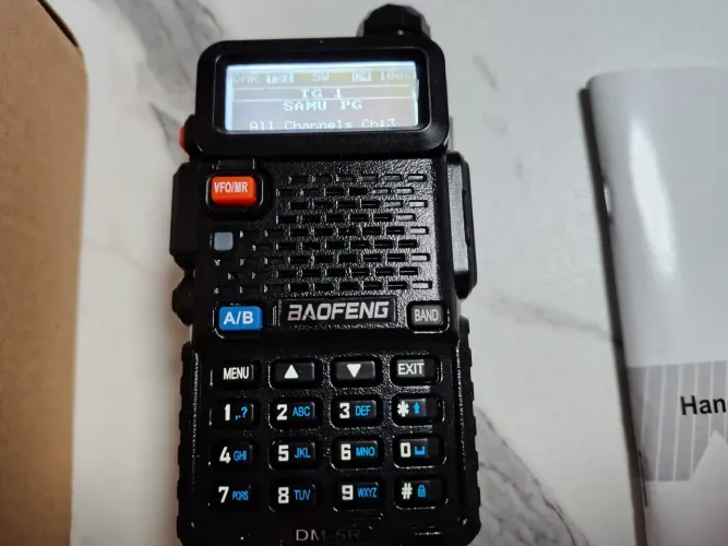 Rádio Comunicador HT Baofeng Digital DMR e analógico Dual Band DM5R completo