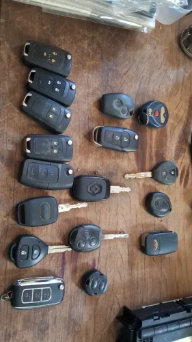 Chaves de Carro Diversas