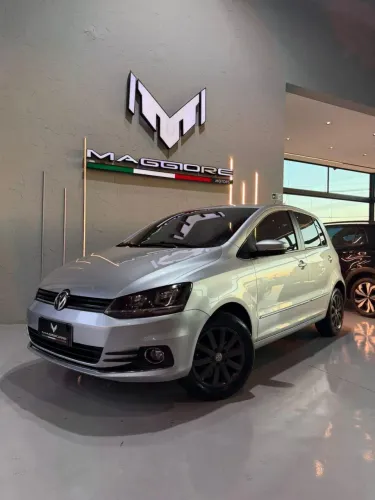 Volkswagen Fox Trendline 1.6 Flex 8V 5P 2015