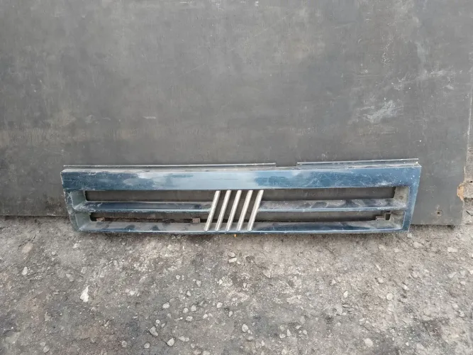 Grade frontal Fiat uno ano 88 a 90