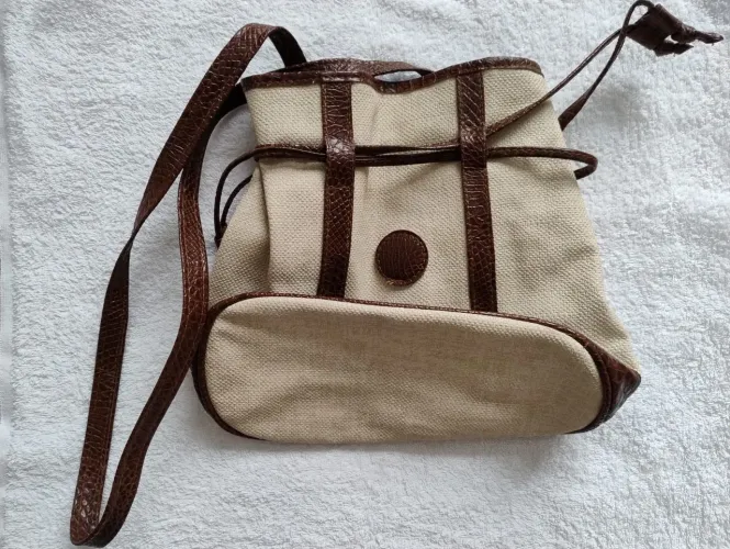 Bolsa de Ombro Vintage em Couro e Lona
