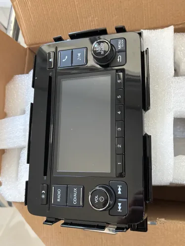 Sistema de rádio e multimídia com câmera de ré HR-V