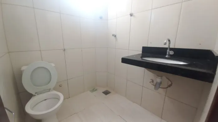 Apartamento ótima localizaçãa aluga e venda ou troca casa ou ao em bH