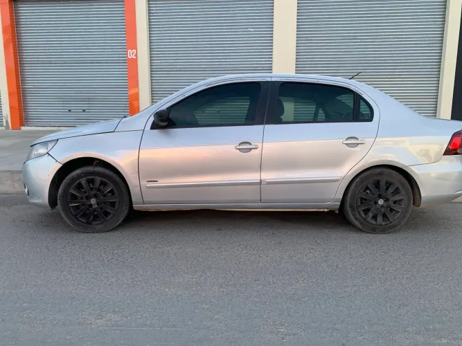 Volkswagen Voyage 1.0/1.0 City MI Total Flex 8V 4P 2010