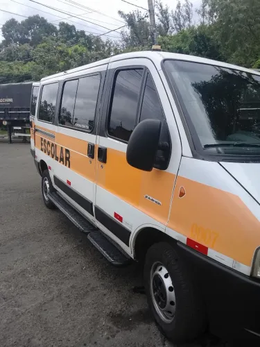 Van escolar 
