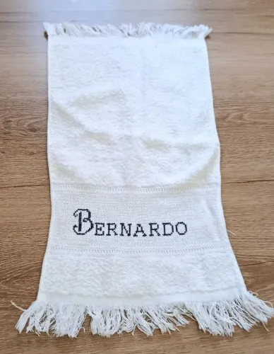 Toalhinha mãos personalizada Bernardo