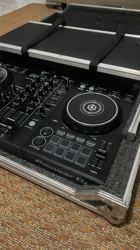 Controladora Pioneer DDJ400