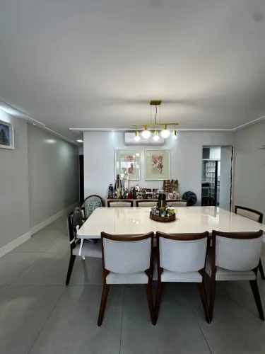 Apartamento à venda na ponta verde Mont Alverne 