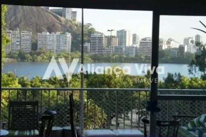 Lagoa | Apartamento 2 quartos, sendo 1 suite