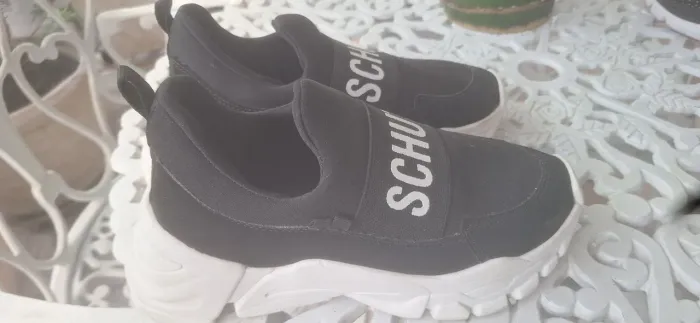Tênis Schu Preto com Solado Branco