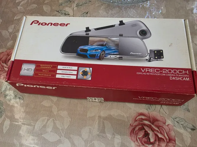 Retrovisor com Câmera Filmadora Pioneer VREC-200CH